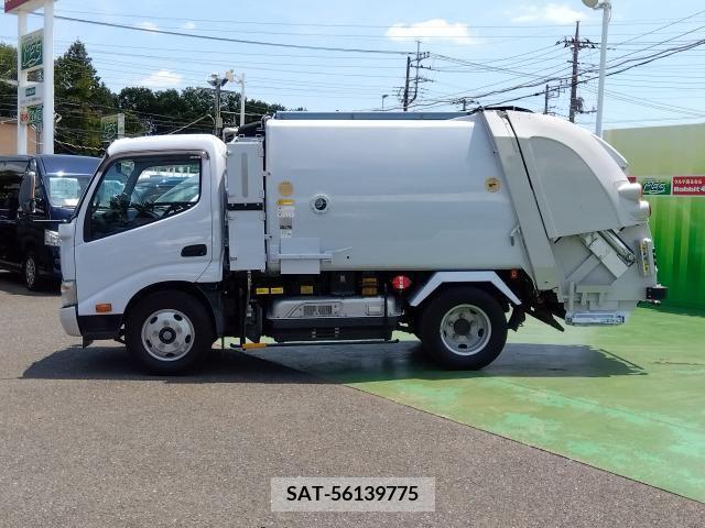 Hino DUTRO 2015-03 267742-1