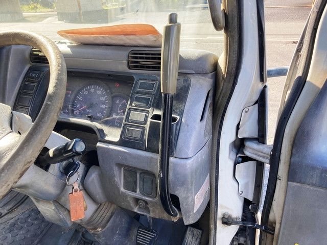 Mitsubishi CANTER 2005-09 26807-1