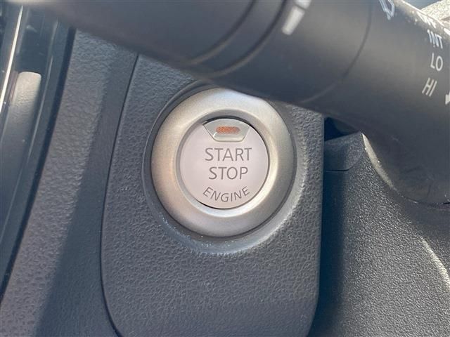 Nissan JUKE 2014-02 13652-20
