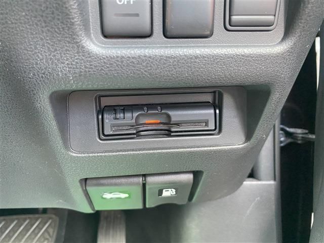 Nissan JUKE 2014-02 13652-23