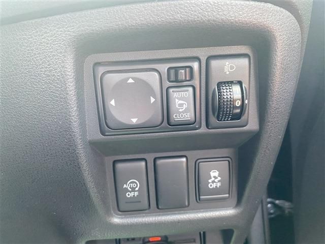 Nissan JUKE 2014-02 13652-22