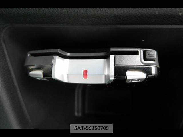 Toyota Pixis Mega 2016-11 281441-6