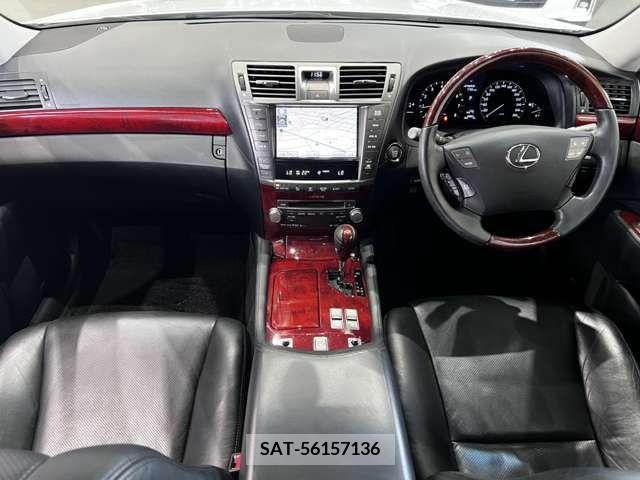 Lexus LS 2010-09 388211-16