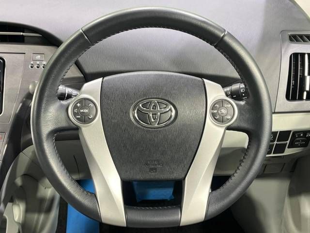 Toyota PRIUS 2013-03 190546-11
