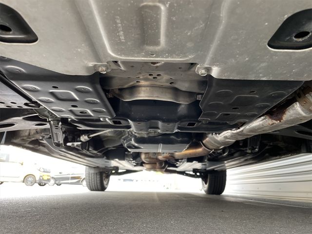 Subaru FORESTER 2017-06 195899-28