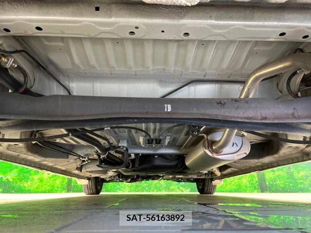 Honda N BOX CUSTOM 2019-12 364964-19