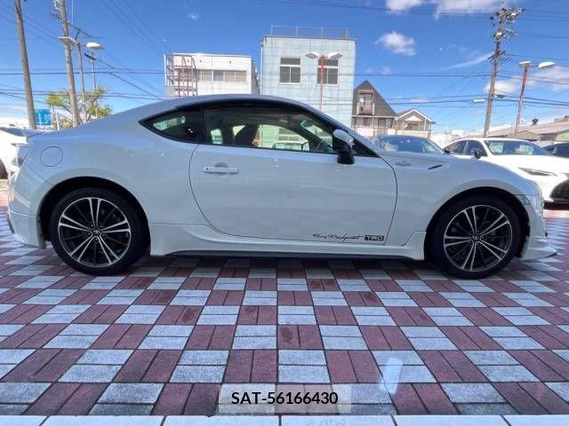 Toyota 86 2012-05 240948-16