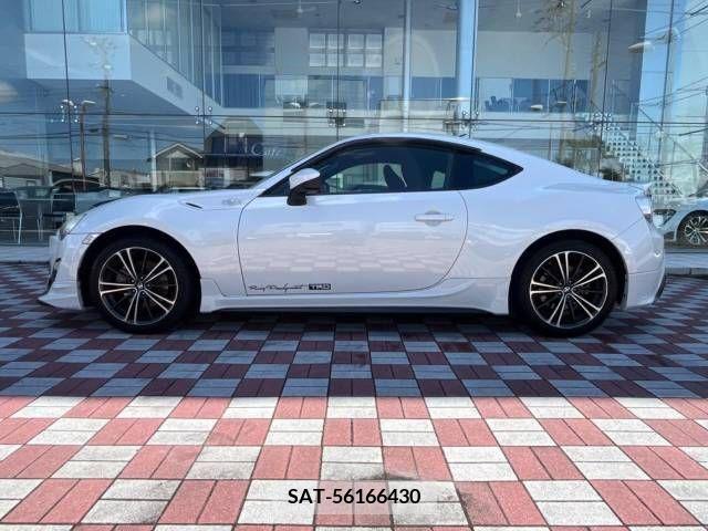 Toyota 86 2012-05 240948-15