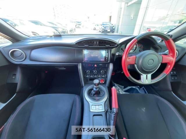 Toyota 86 2012-05 240948-1