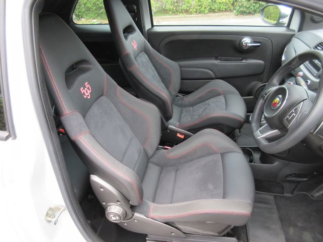 Abarth 595 2013-03 1496-22