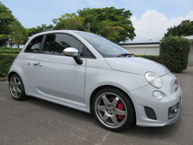 Abarth 595 2013-03 1496-5