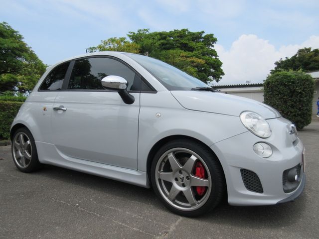 Abarth 595 2013-03 1496-6