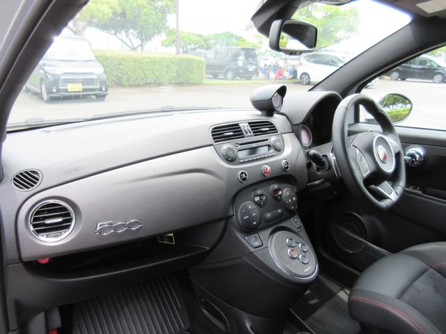 Abarth 595 2013-03 1496-23
