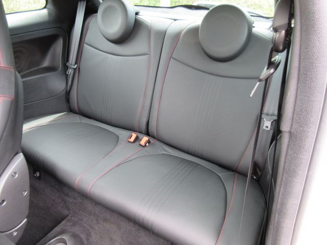 Abarth 595 2013-03 1496-25