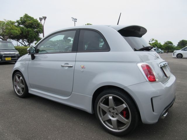 Abarth 595 2013-03 1496-14