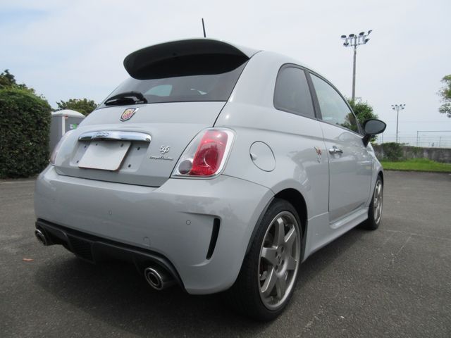 Abarth 595 2013-03 1496-16