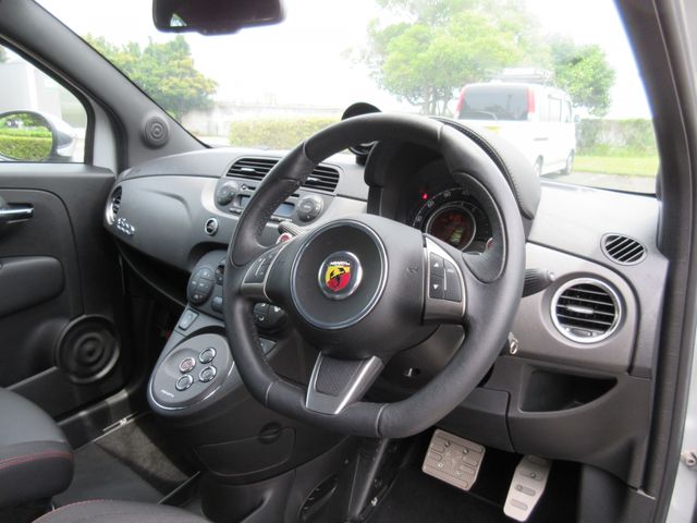 Abarth 595 2013-03 1496-1
