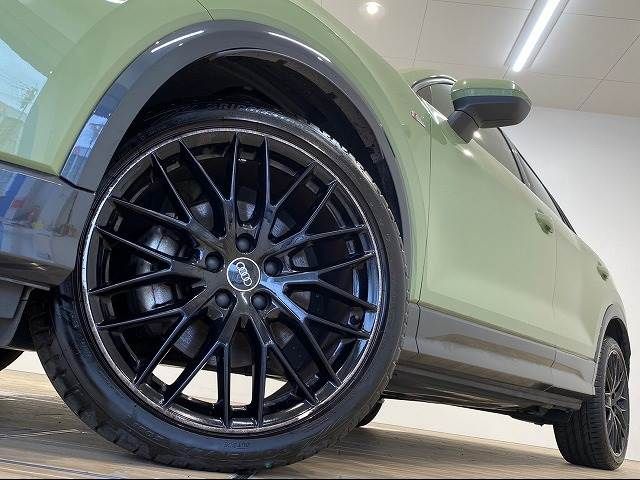 Audi Q2 2021-09 21317-17