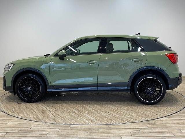 Audi Q2 2021-09 21317-16