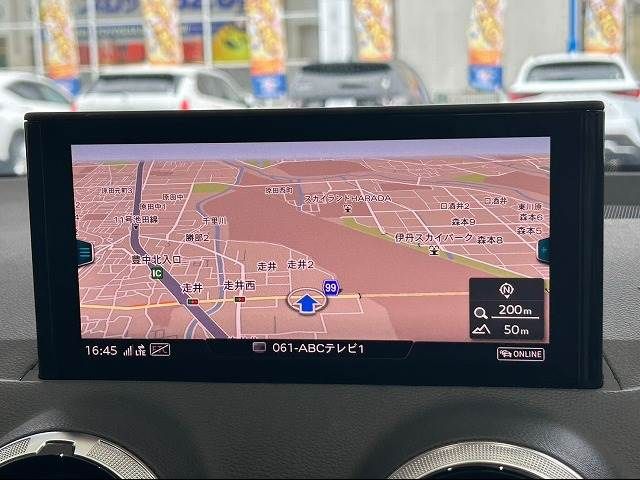 Audi Q2 2021-09 21317-2