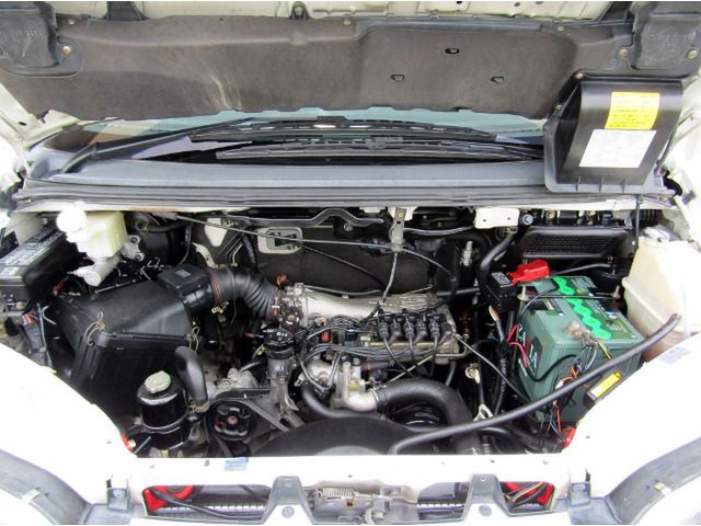 Mitsubishi DELICA 2002-03 2577-15