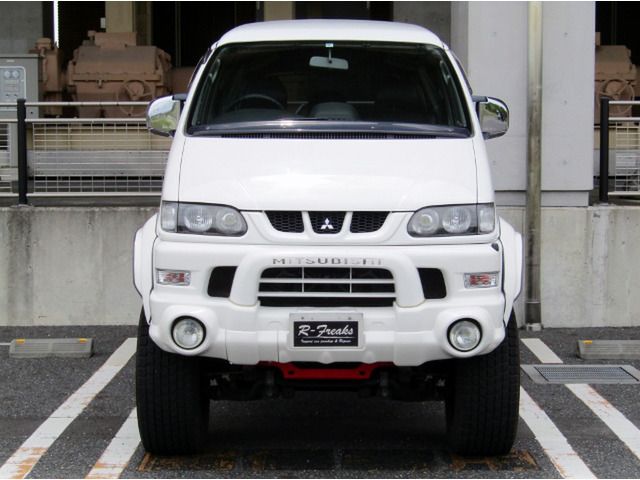 Mitsubishi DELICA 2002-03 2577-4