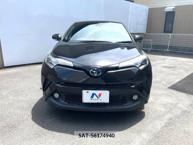 Toyota C-HR 2017-05 322988-16