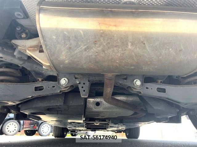 Toyota C-HR 2017-05 322988-19
