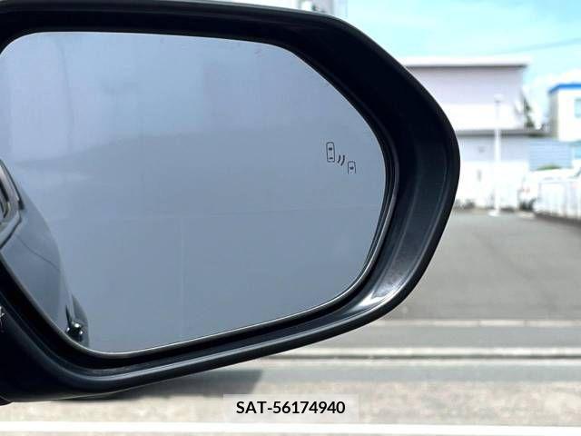 Toyota C-HR 2017-05 322988-5