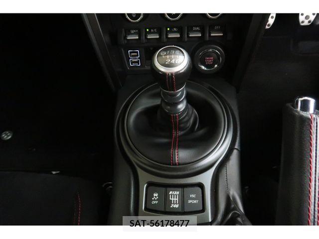 Toyota 86 2016-06 258671-11