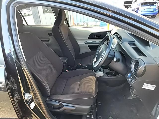 Toyota AQUA 2012-07 3927-4
