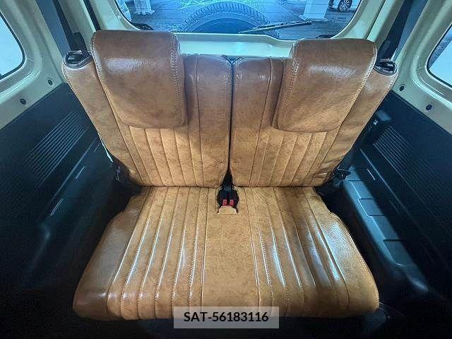 Suzuki JIMNY 2018-07 238835-5