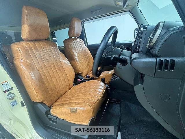 Suzuki JIMNY 2018-07 238835-4