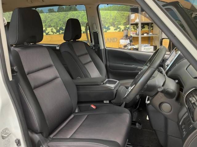 Nissan SERENA 2018-09 191846-9