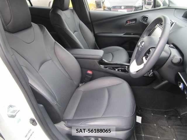 Toyota PRIUS 2016-07 322374-12