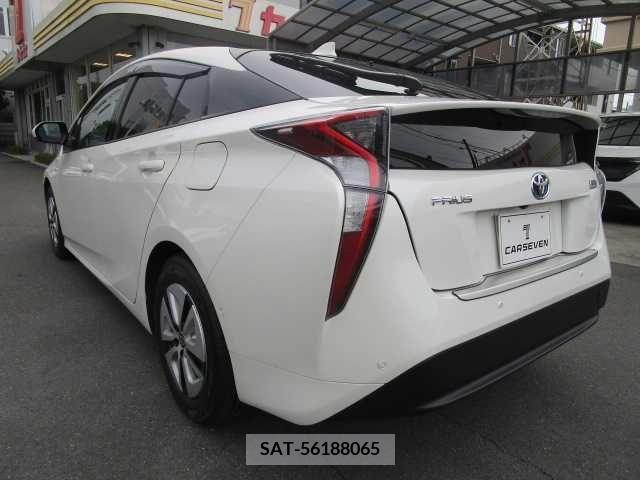 Toyota PRIUS 2016-07 322374-8