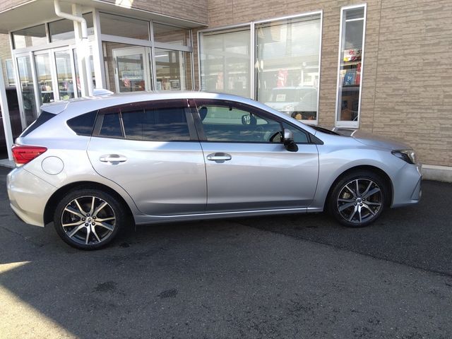 Subaru IMPREZA 2018-08 21131-2