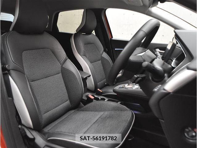 Renault CAPTUR 2023-03 222605-3