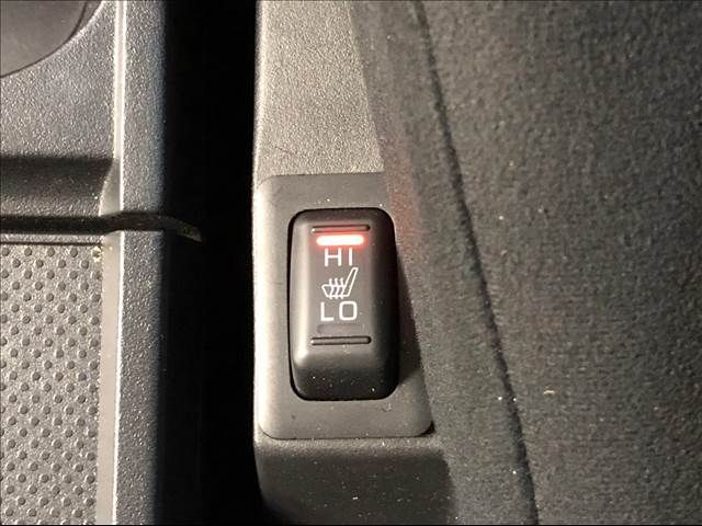 Mitsubishi DELICA D5 2019-05 25327-7