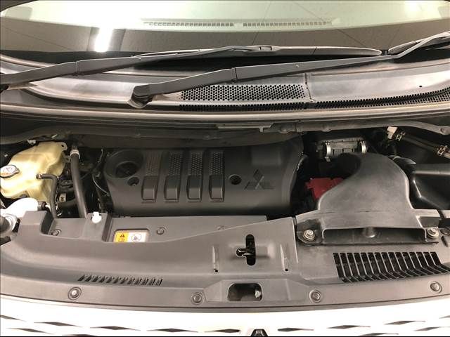 Mitsubishi DELICA D5 2019-05 25327-2