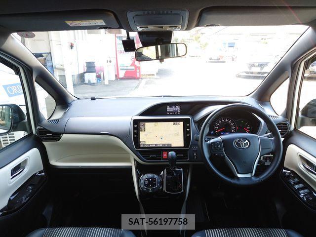 Toyota NOAH 2019-02 203015-1