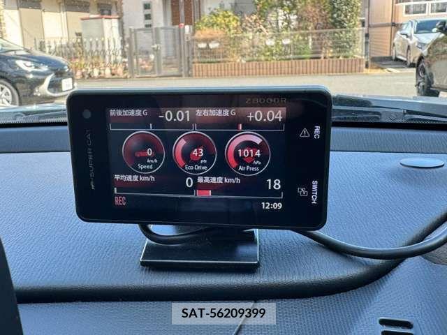 Mazda ROADSTER 2018-02 208982-9
