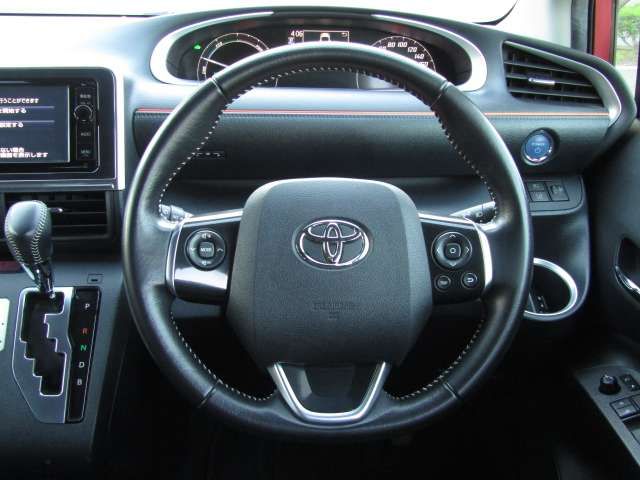 Toyota SIENTA 2016-07 13365-14