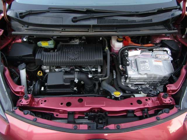 Toyota SIENTA 2016-07 13365-19