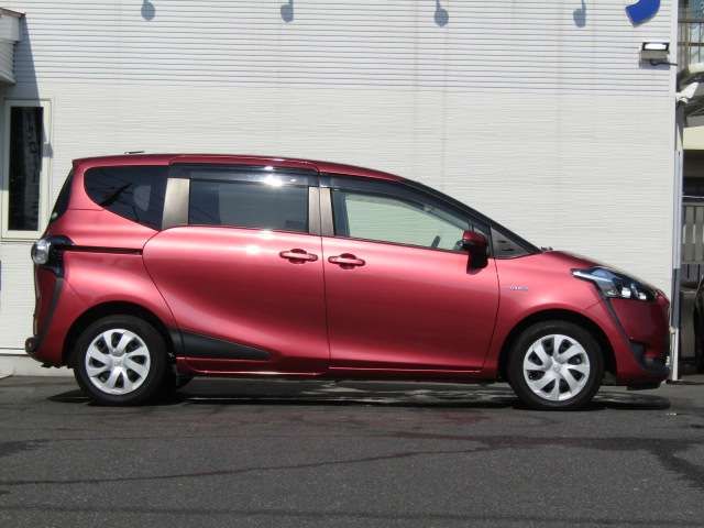 Toyota SIENTA 2016-07 13365-2
