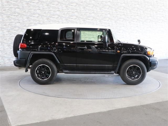 Toyota FJ CRUISER 2013-12 14675-6