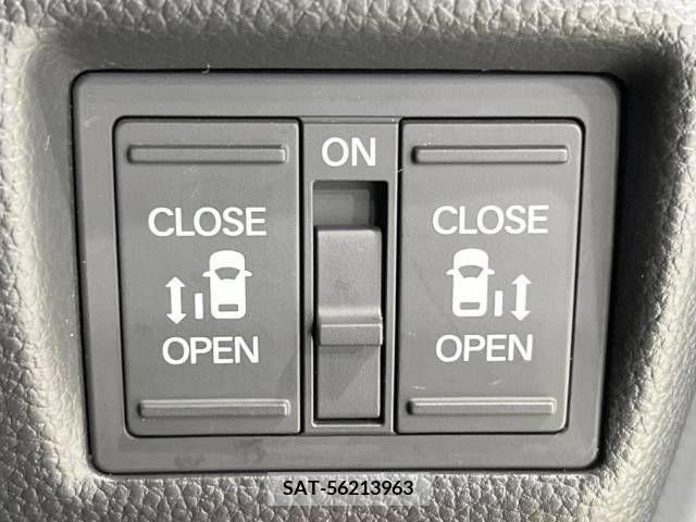 Honda N BOX CUSTOM 2021-05 221397-5