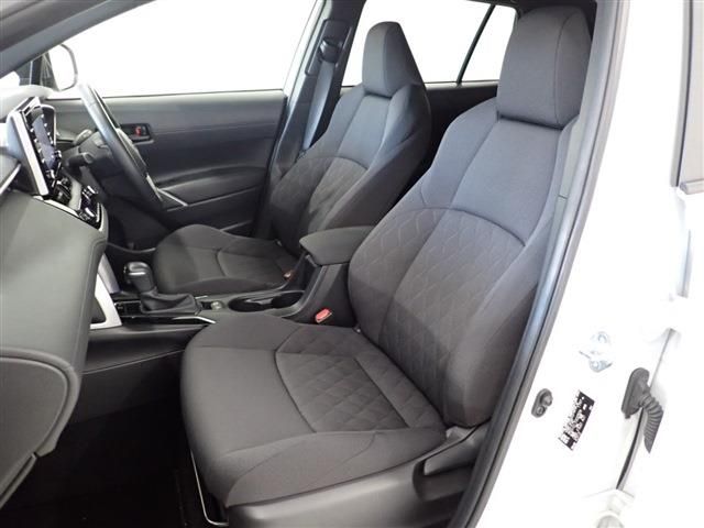 Toyota COROLLA CROSS 2021-12 190924-23