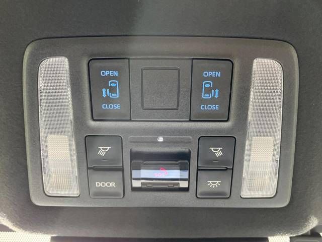 Toyota VOXY 2023-04 185920-6