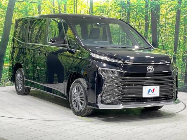 Toyota VOXY 2023-04 185920-17